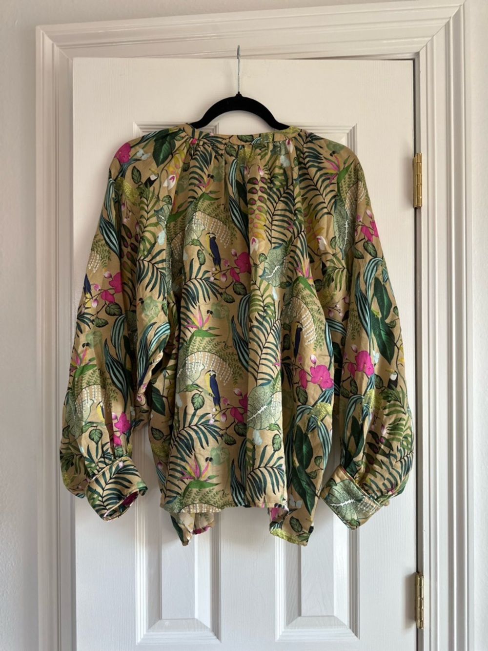 Roller Rabbit Tropical Pattern Button Down Blouse Size Medium-perfect condition - Picture 4 of 7